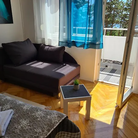 Aurora Apartman *
