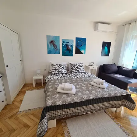 Apartment Aurora *